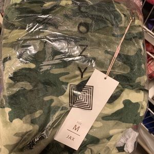 Lularoe Cozy Camouflage pants. NWT